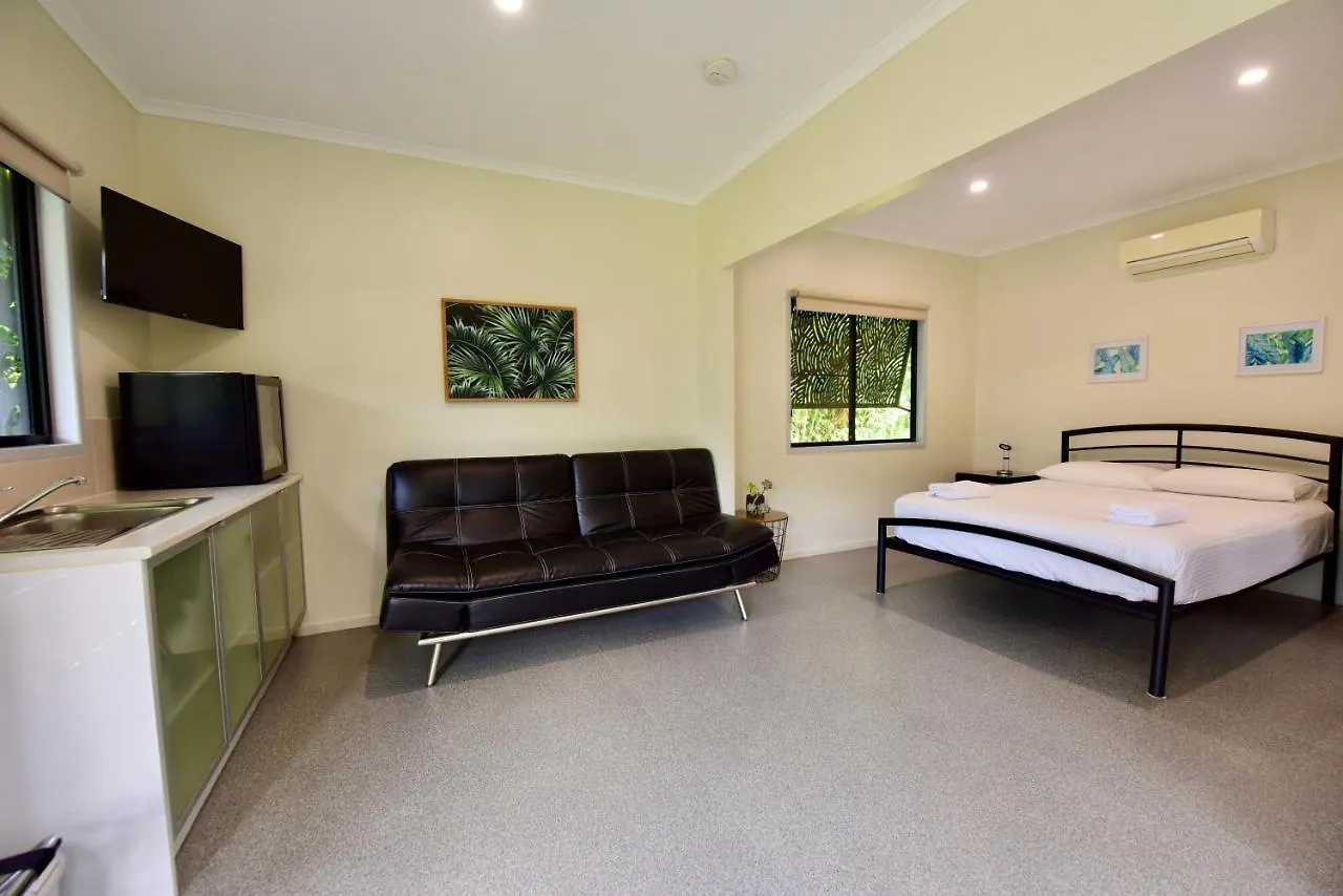 Daintree Peaks Eco Stays Lodge