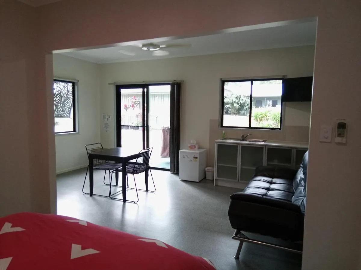Daintree Peaks Eco Stays Lodge